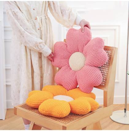 Flower Shape Plush Chair Pad Fluffy Seat Cushion Full Filling Comfortable Office Sofa Living Room Decoration Pillow